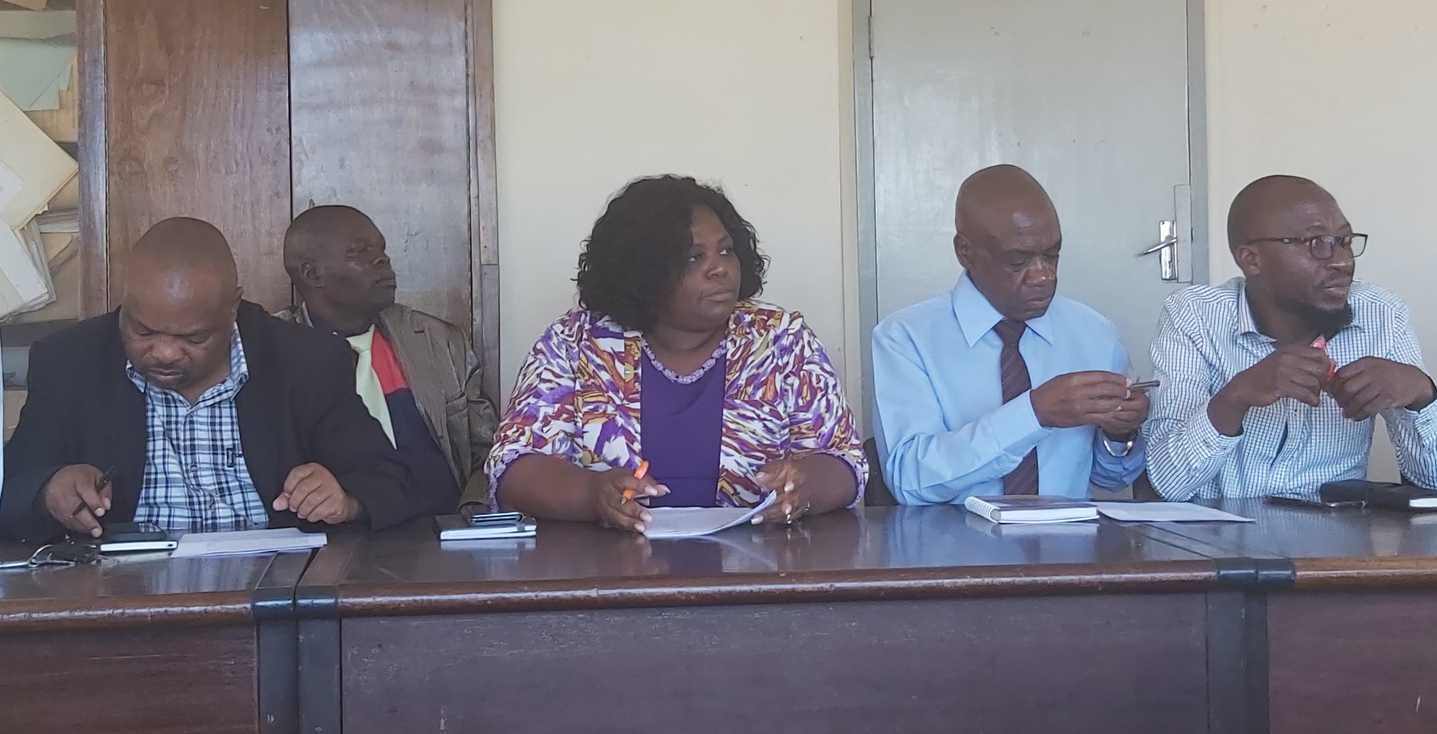 Civil servants declare financial incapacity