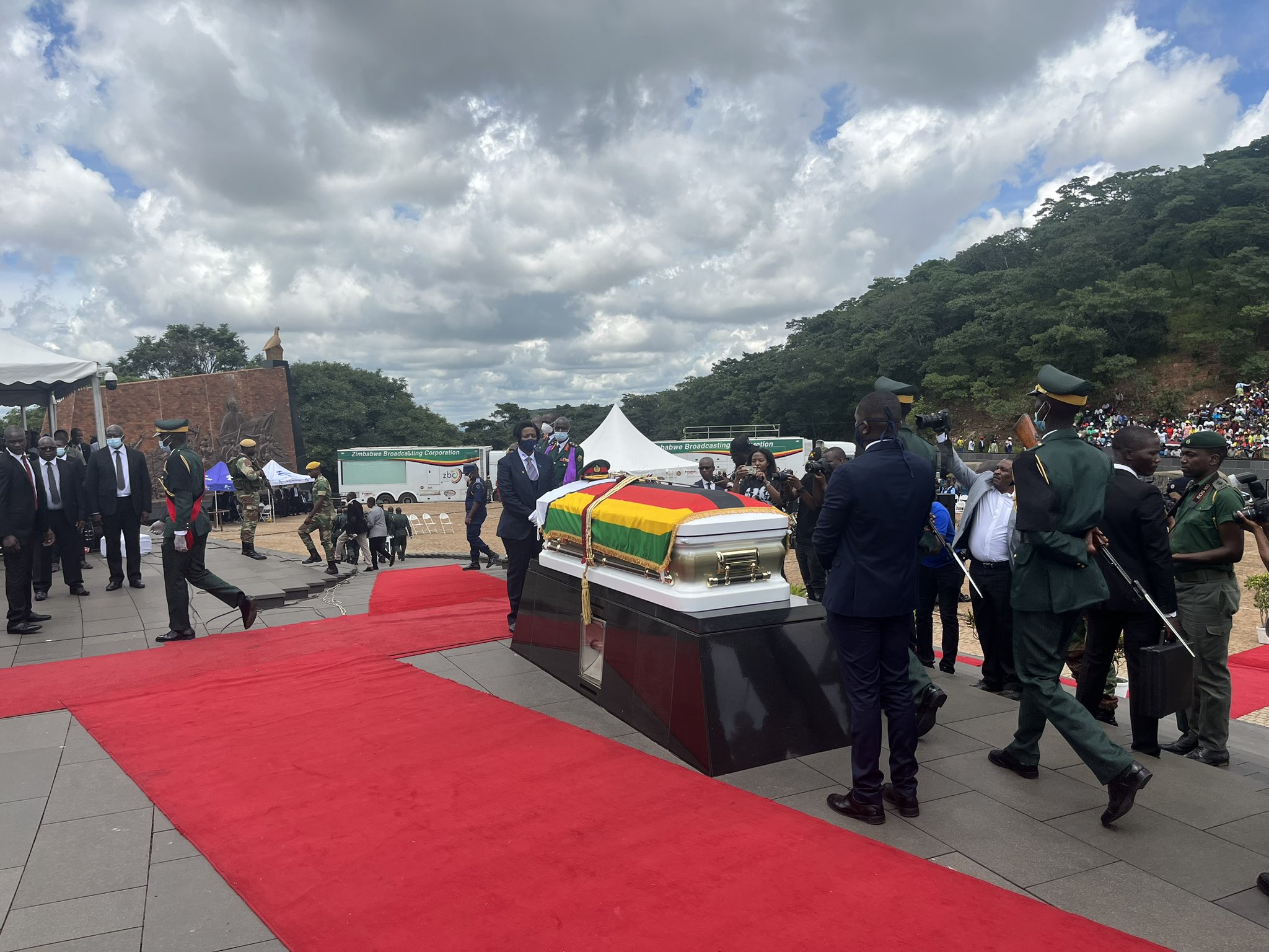 Kanhanga national heroe burial