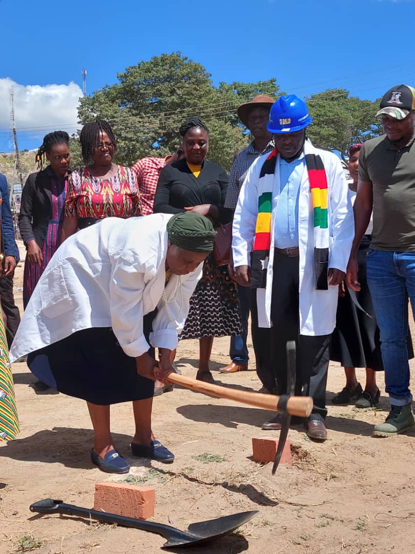 Chaminuka-Pic-Groundbreaking for Kanhema shopping mall