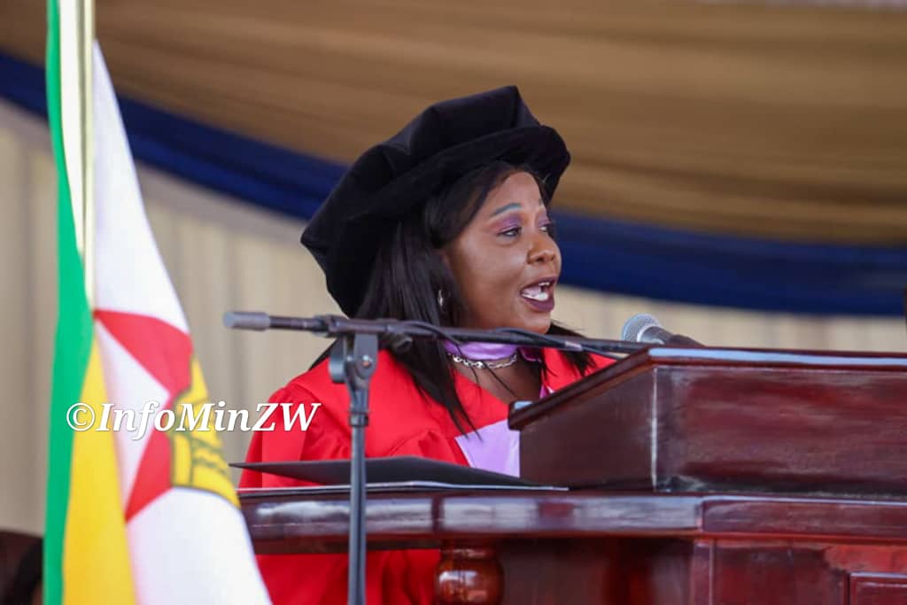 Dr Auxillia Mnangagwa giving her acceptance speech at the University of Zimbabwe graduation ceremony