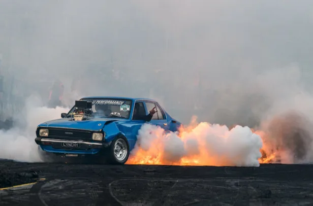 loosefest_22_01525-616×406