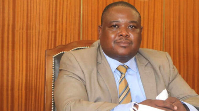 Mutare-City-Council-Town-Clerk-Mr-Blessing-Chafesuka