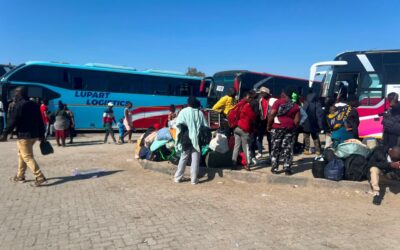 Nearly 200,000 Zimbabweans Return from South Africa